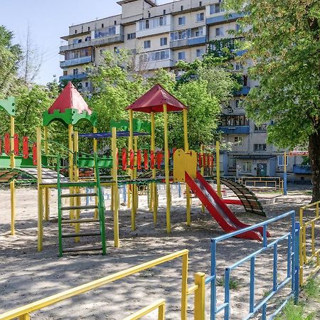Artal Apartment On Obolonskyi Avenue 16A Kiew Exterior foto