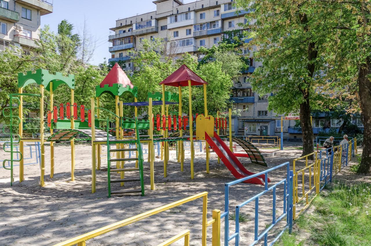 Artal Apartment On Obolonskyi Avenue 16A Kiew Exterior foto
