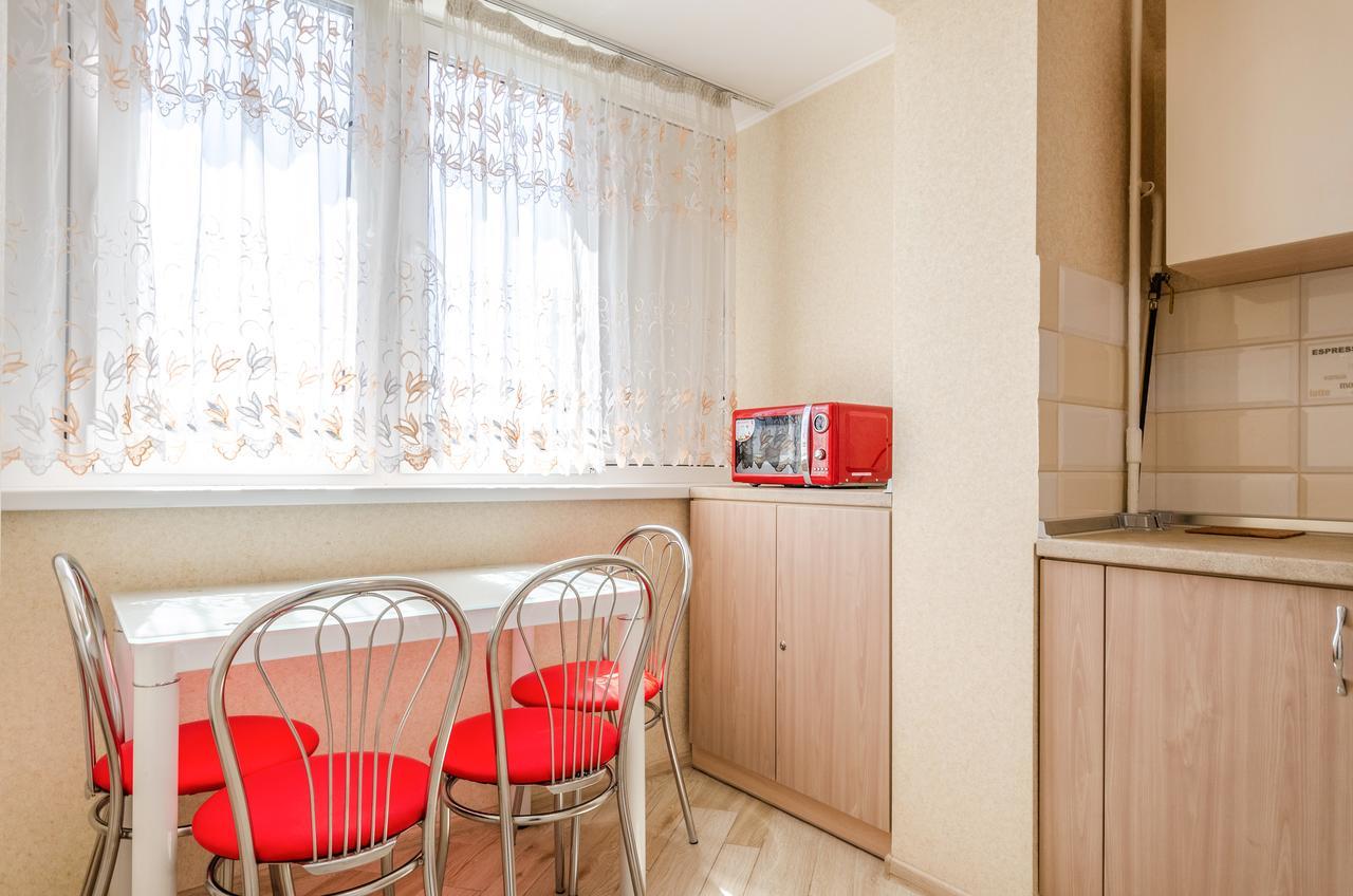 Artal Apartment On Obolonskyi Avenue 16A Kiew Exterior foto