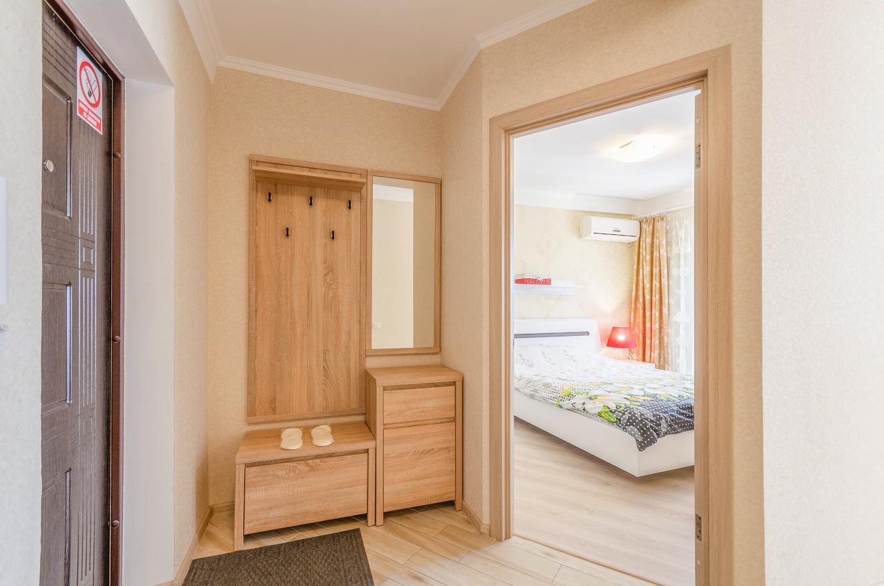 Artal Apartment On Obolonskyi Avenue 16A Kiew Exterior foto