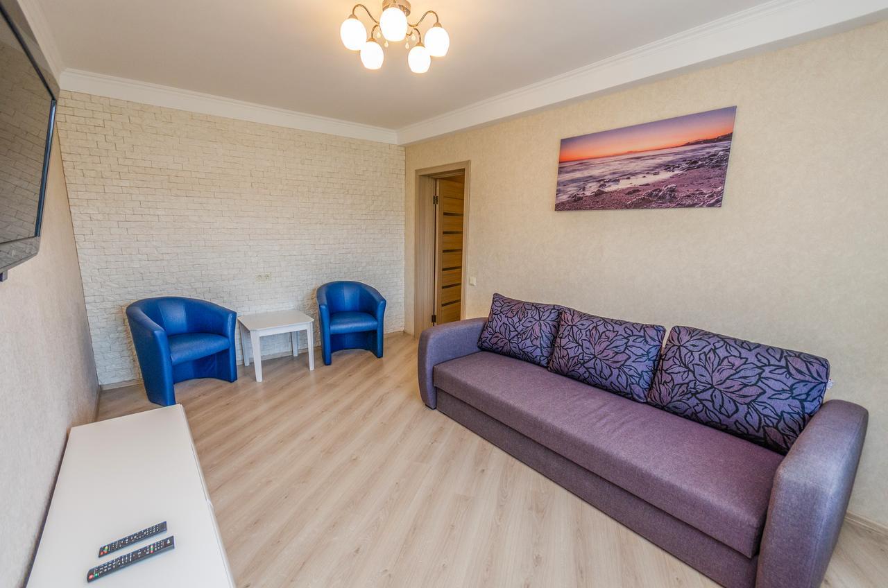 Artal Apartment On Obolonskyi Avenue 16A Kiew Exterior foto